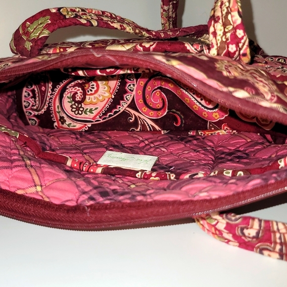 VERA BRADLEY Small Tote in Picadilly Plum Paisley Cranberry - Picture 6 of 7